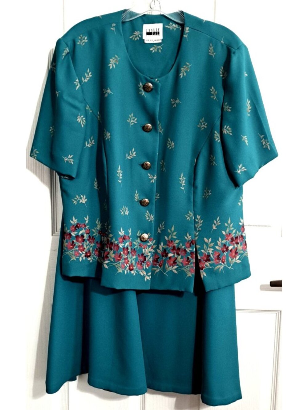 Vintage Leslie Fay  16 Green Floral Border Print 2-Piece Skirt Suit Short Sleeve